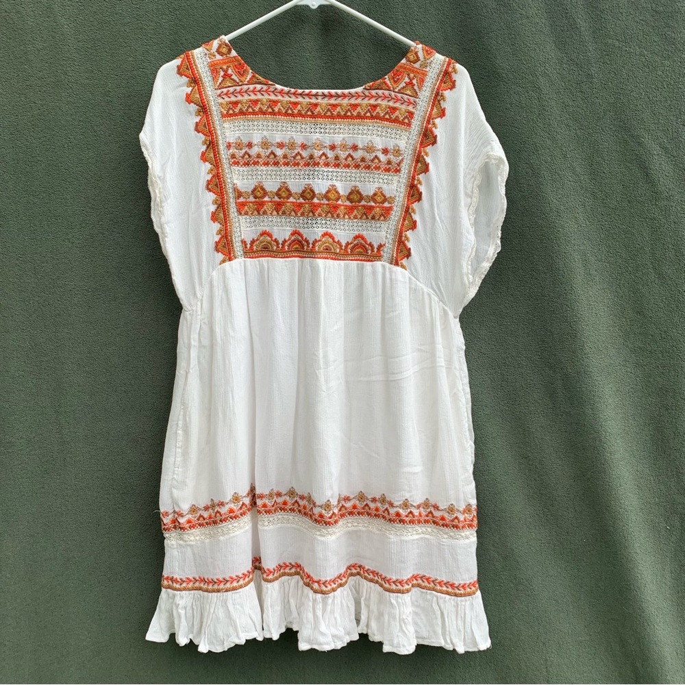 “Sunset Wanderer” Embroidered White Dress